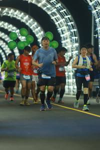 BIB: 438
                            <button type="button" onclick="openModal(20836408)" class="btn btn-primary btn-sm float-right btn-popup" data-toggle="modal" data-target=".modal-high-quality">
                        <i class="fas fa-shopping-cart"></i> Add to Cart
                    </button>
                                            <button type="button" onclick="isThisMe(20836408, true)" class="btn btn-success btn-sm float-right btn-popup btn-isme hidden" data-toggle="tooltip" data-placement="bottom" title="นี่คือรูปของคุณใช่ไหม คลิกที่นี่เพื่อเอาเข้าอัลบั้ม">
                        <i class="fas fa-plus"></i> Add to album
                    </button>
                    <button type="button" onclick="isThisMe(20836408, false)" class="btn btn-warning btn-sm float-right btn-popup btn-isnotme hidden">
                        <i class="fas fa-ban"></i> Remove from album
                    </button>